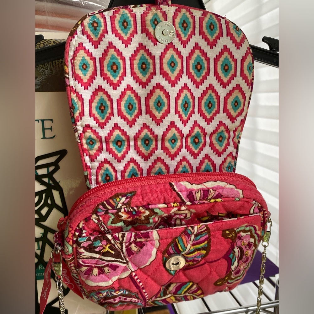 VERA BRADLEY "Call Me Coral" Print Convertible Saddle Bag - Picture 3 of 5